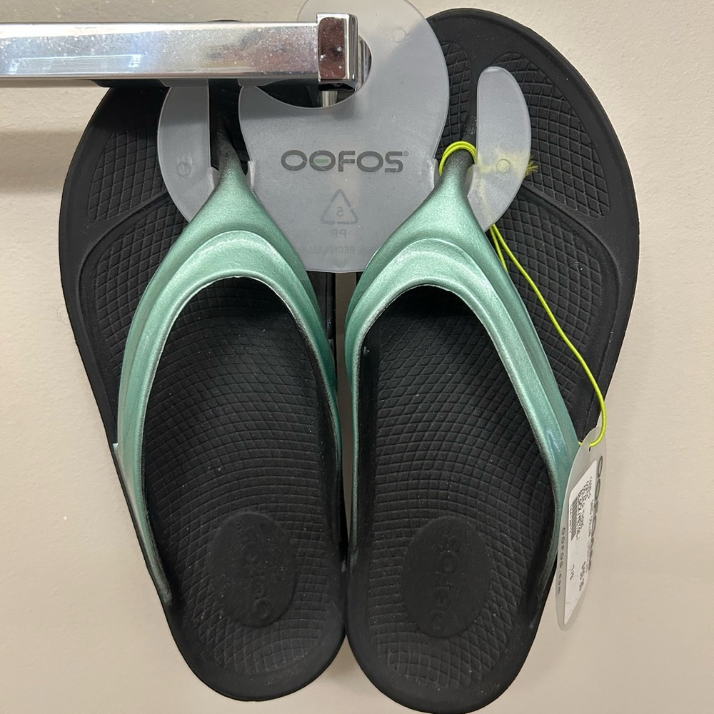 OOFOS original Black and Teal Comfort Sandals